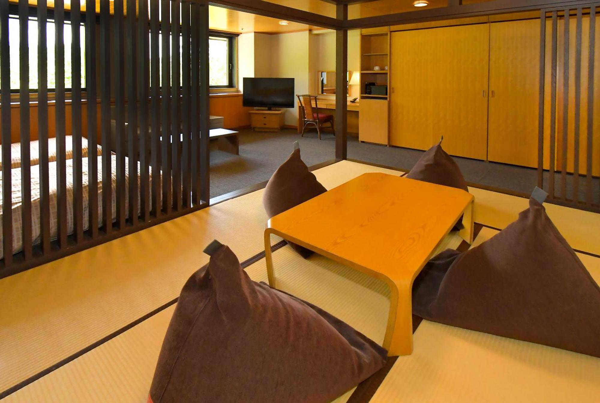 โรงแรมคันโรโนโมริ 3* นิเซโกะ